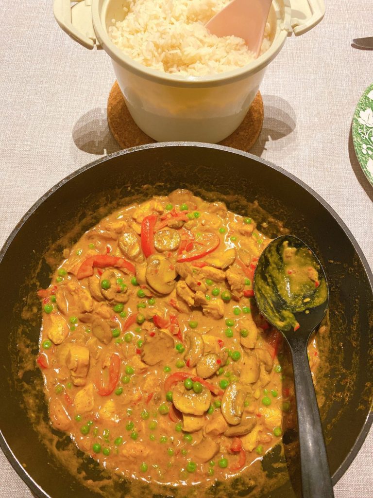 pittige kip curry