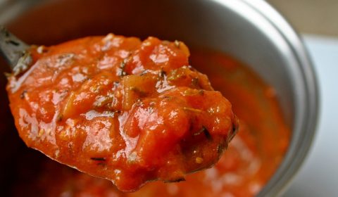 tomaten-vleessaus